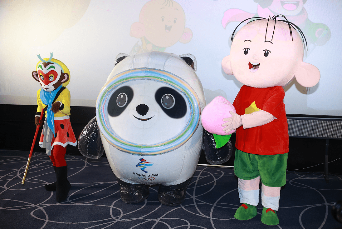 九游-上海海港训练开放日，关键时刻扳平良机引欢呼，社区盾在即，赛程密集仍需轮换的简单介绍