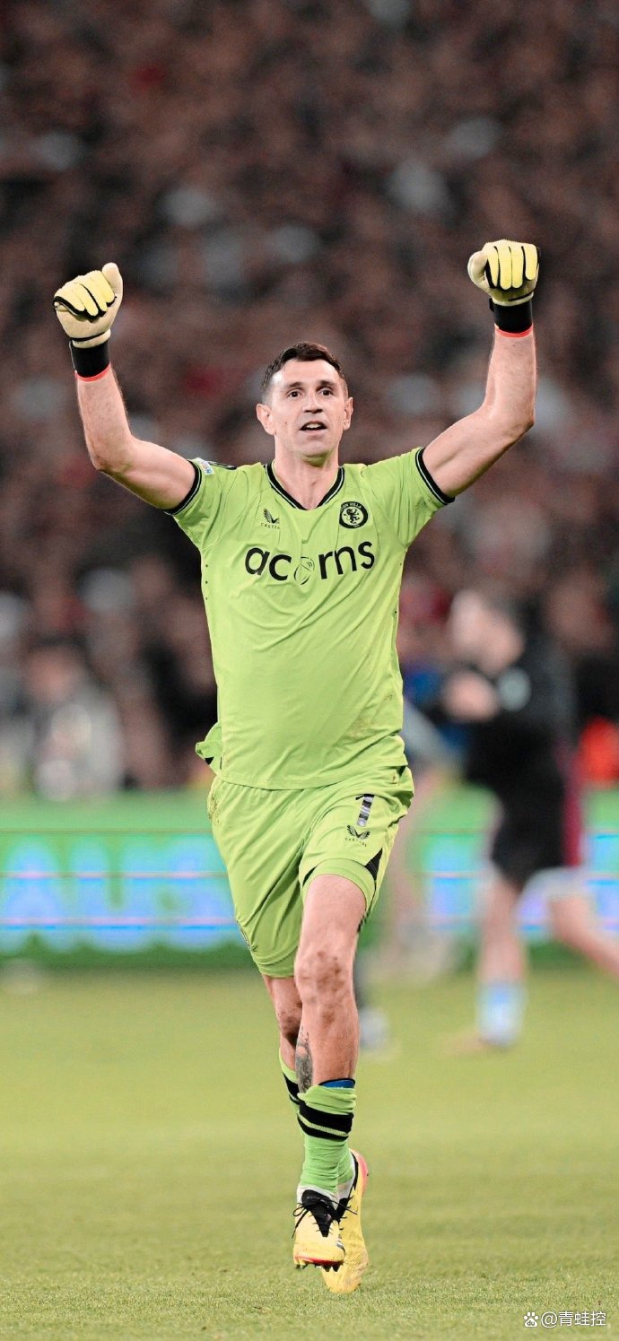 冲刺阶段阿斯顿维拉备战欧联，篮板制胜细节曝光，更衣室稳定，轮换策略成焦点的简单介绍