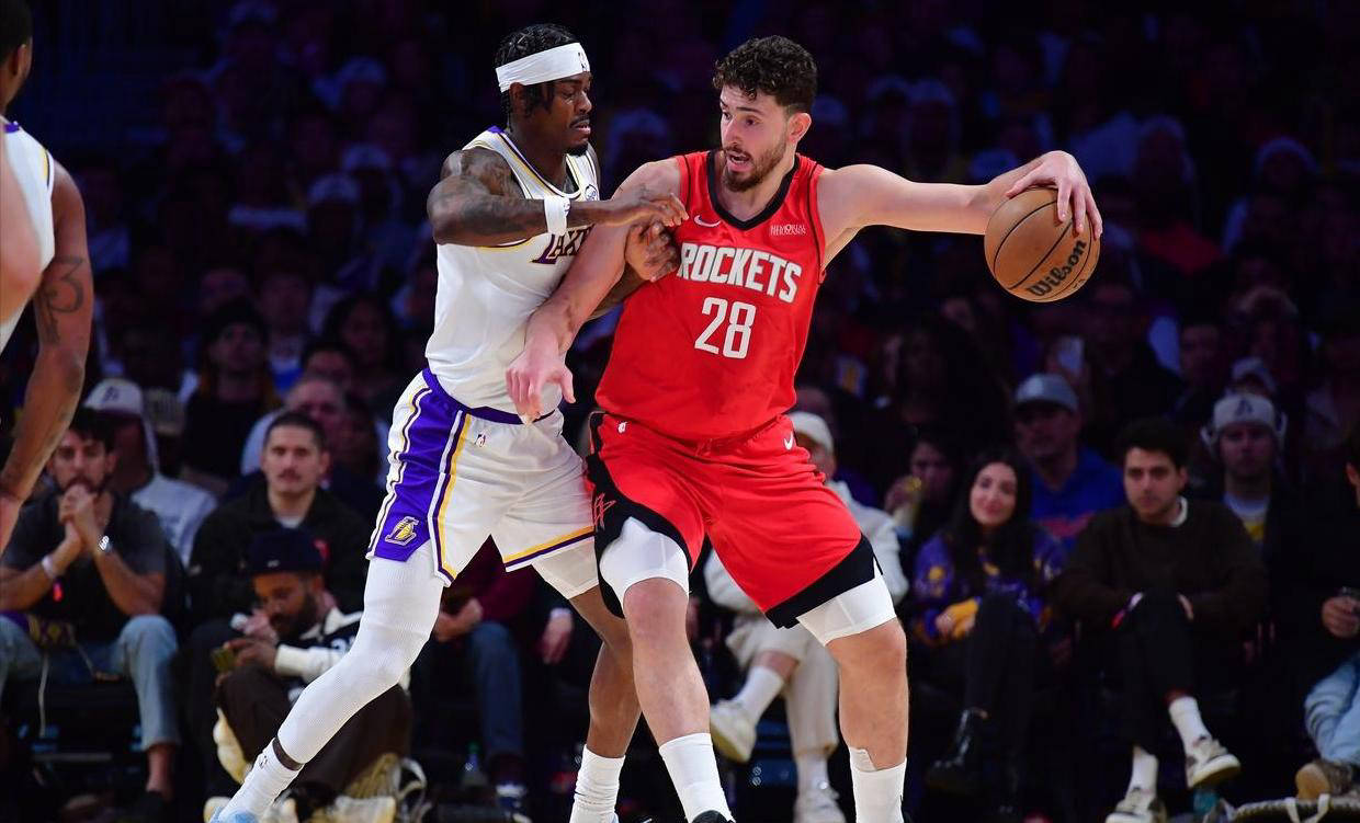 休斯敦火箭迎意大利杯关键赛；国际比赛日战术微调；质疑声仍在；训练强度明显提升的简单介绍